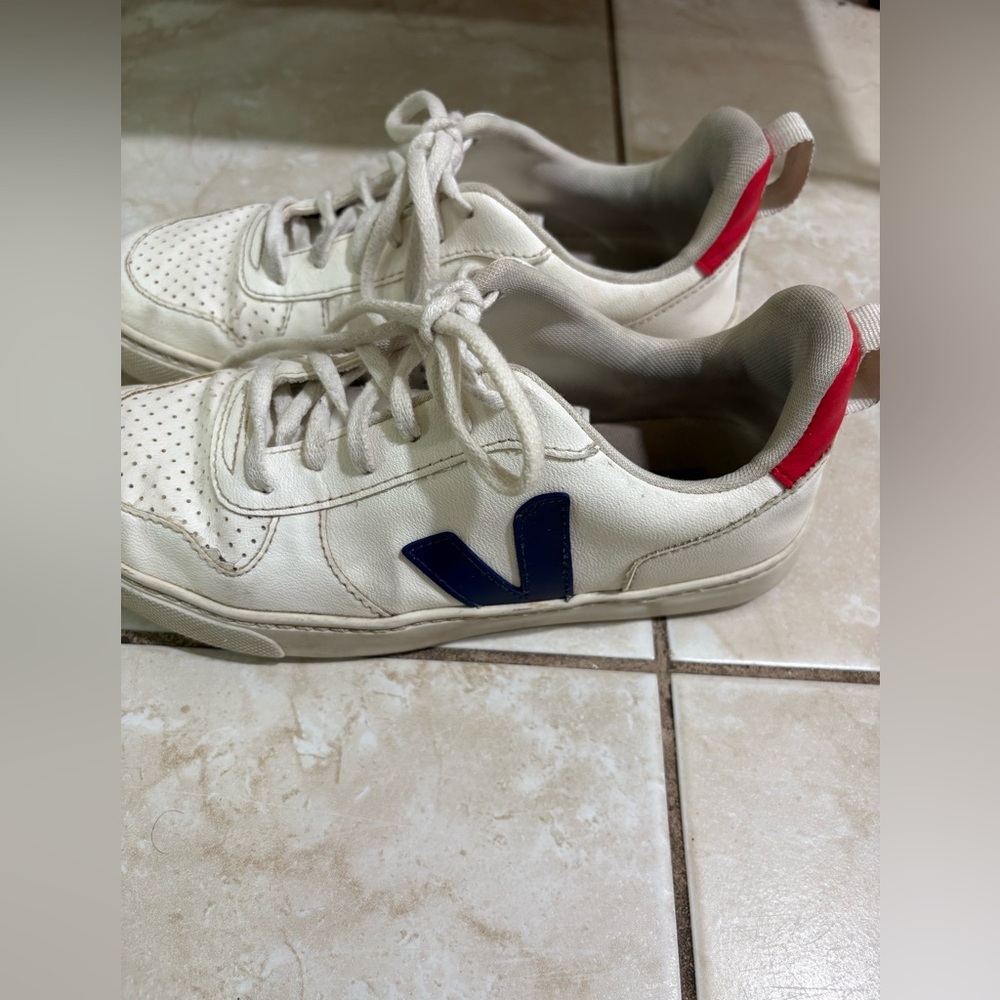 Veja Kids Sneakers in White and Blue with Red Accent